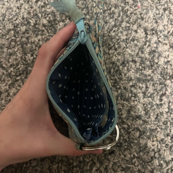 Vera Bradley around the neck wristlet - Picture 3 of 3